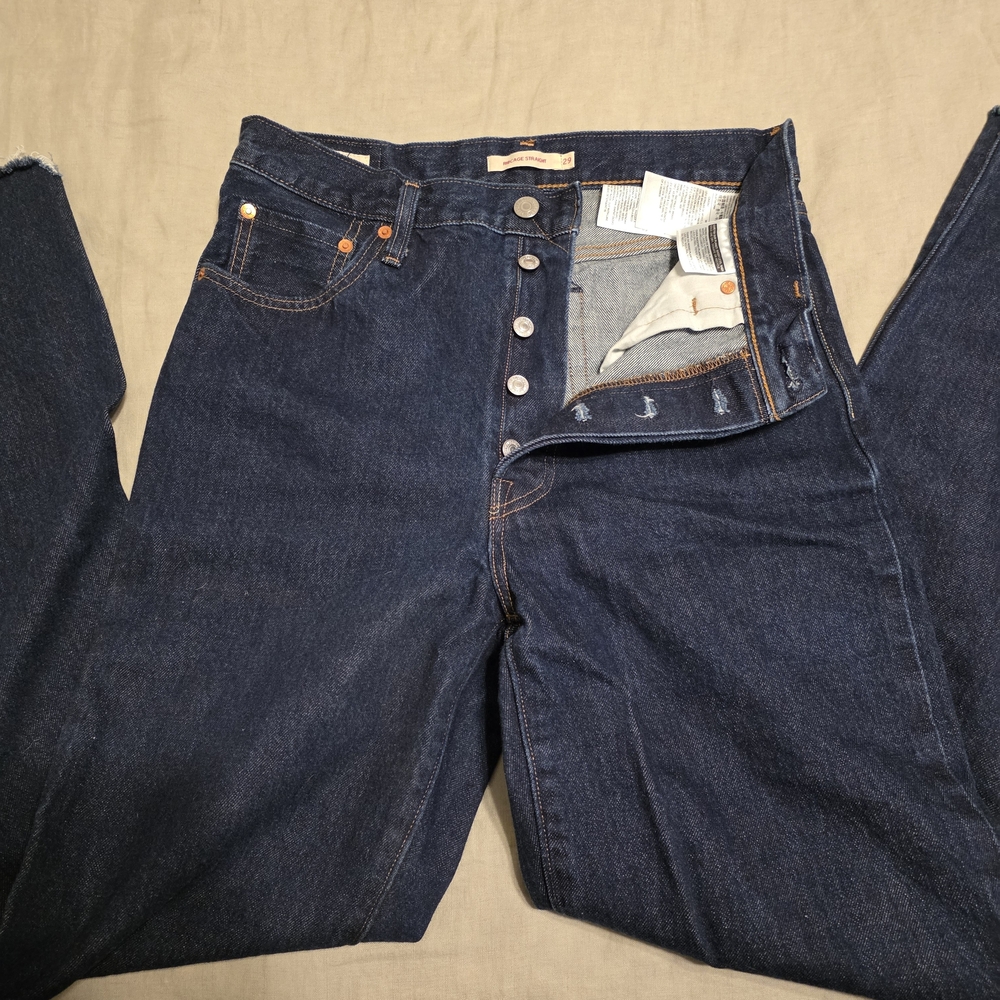 Womens Levi Jeans
